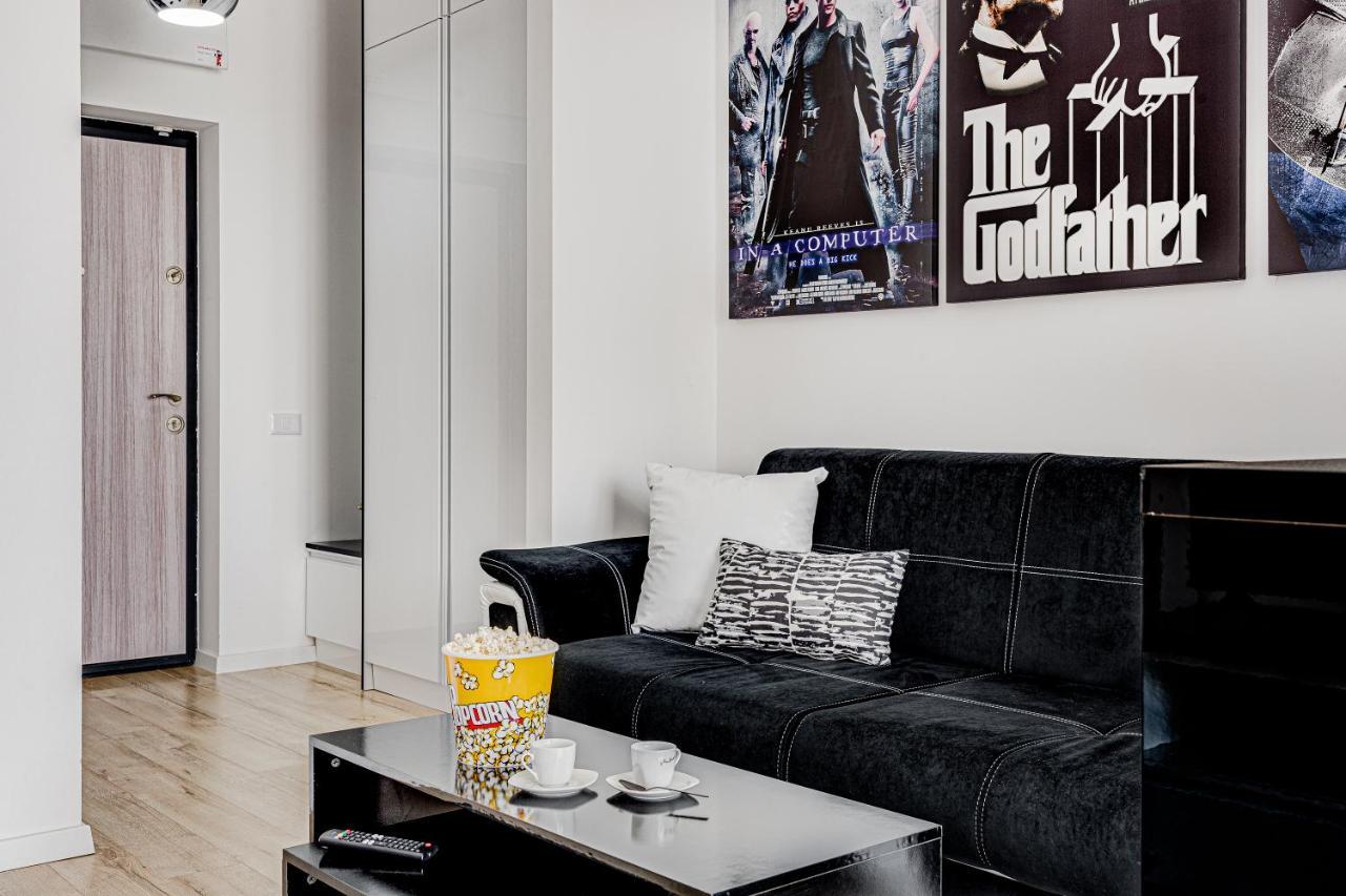 Апартаменти Ari Cinema Apartament With 2M Videoproiector Арад Екстер'єр фото